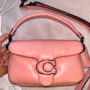 Coach Pillow Tabby 18 bag